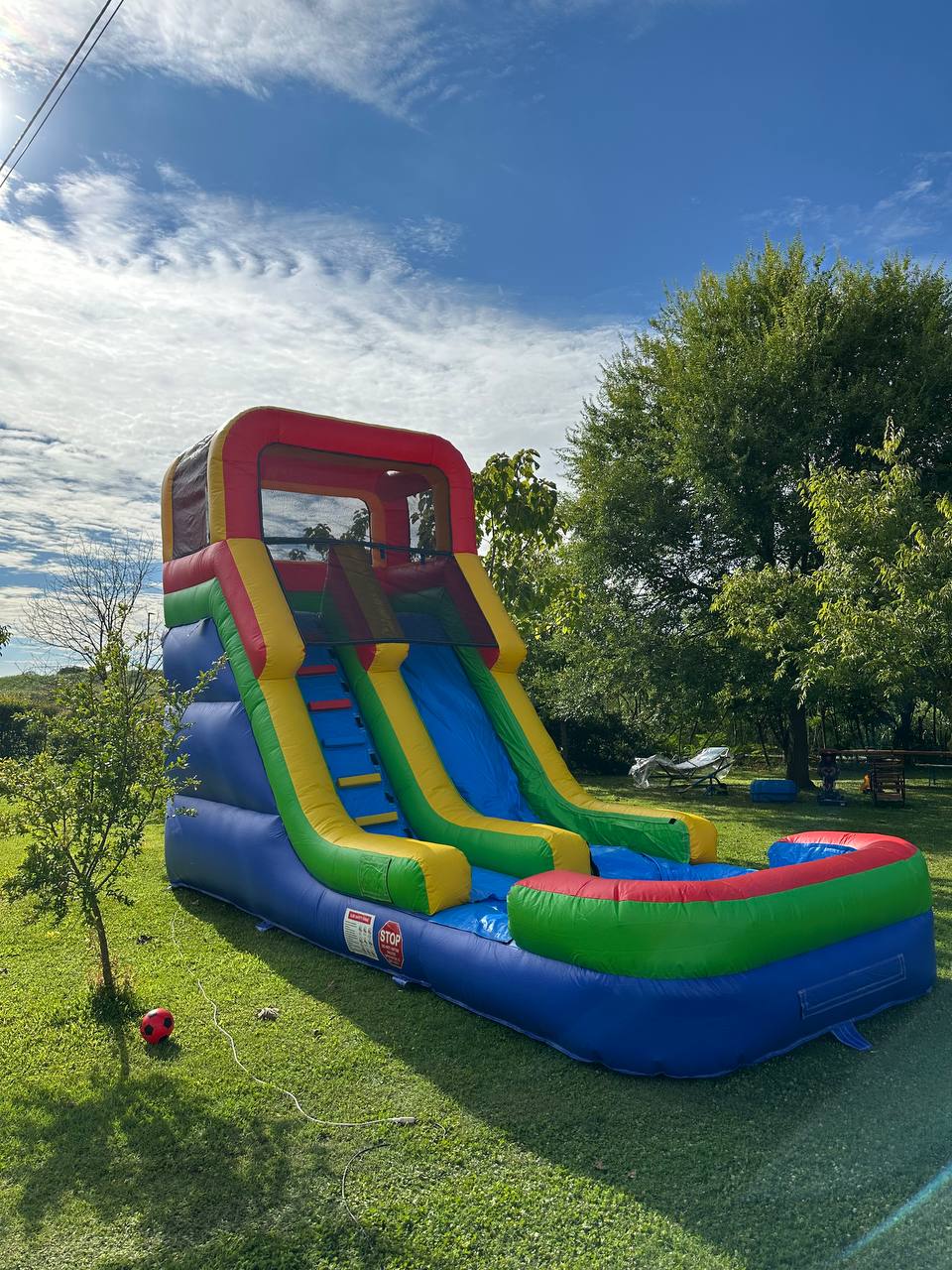 Scivolo Gonfiabile con Piscina